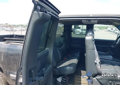 1999 Chevrolet Silverado 1500 Lt z USA, uszkodzony, nr VIN 1GCEK19T1XE196398